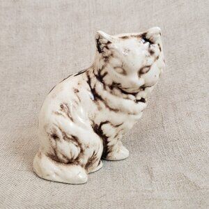 Vintage Hawaii Cat Figurine White Brown Glossy Glazed Ceramic
